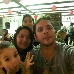 Meet your Posher, Izac teixeira dos santos